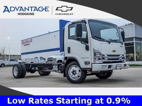 New 2025 Chevrolet Low Cab Forward image 1