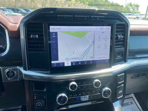 Used 2023 Ford F150 Lariat AWD/4WD image 18