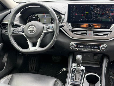 Used 2023 Nissan Altima 2.5 SL AWD/4WD image 13