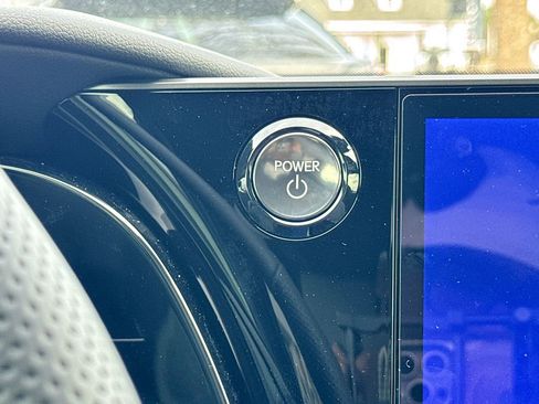 New 2026 Lexus TX 500h AWD image 18