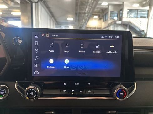 Used 2023 Chevrolet Colorado W/T RWD image 21