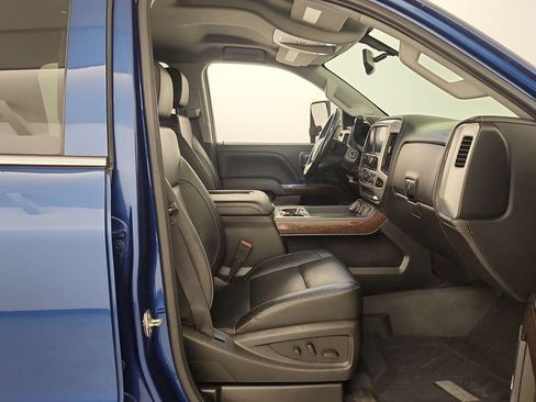 Used 2019 GMC Sierra 2500 SLT w/ Duramax Plus Package AWD/4WD image 26