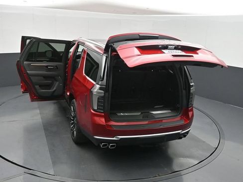 Used 2025 Chevrolet Tahoe High Country AWD/4WD image 55