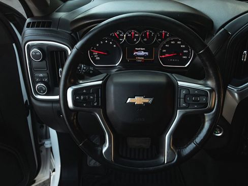 Used 2020 Chevrolet Silverado 1500 LT w/ All-Star Edition image 28