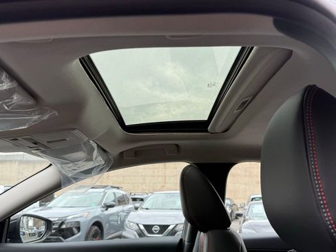 New 2026 Nissan Sentra SR w/ SR Premium Package image 24