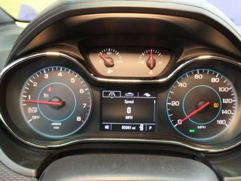 Used 2018 Chevrolet Cruze LT image 21