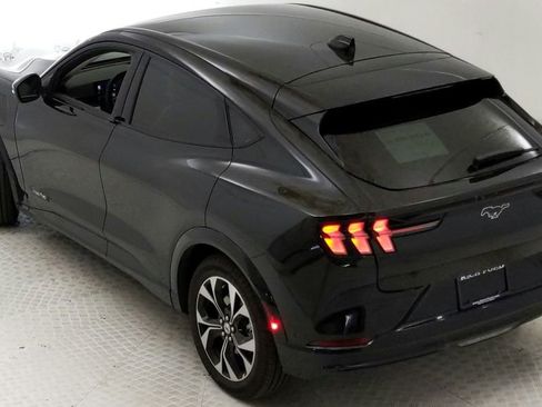 New 2023 Ford Mustang Mach-E Premium image 17