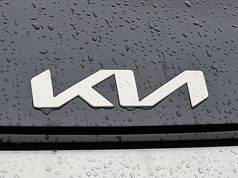 Certified 2023 Kia Sportage SX image 29