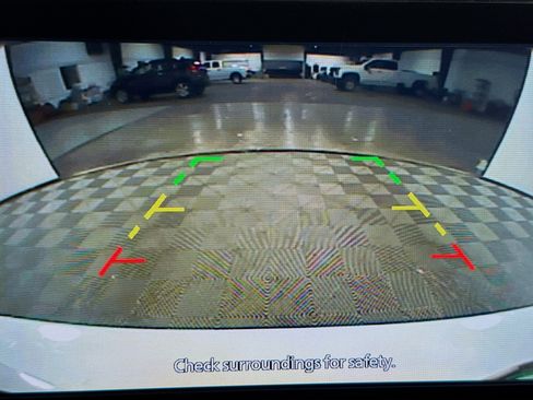 Used 2023 Nissan Leaf S image 18