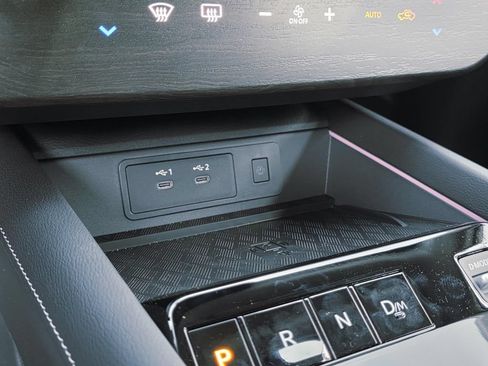 New 2025 Nissan Murano SL AWD/4WD image 32