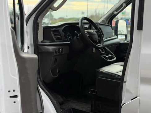 Used 2021 Ford Transit 250 Medium Roof image 6