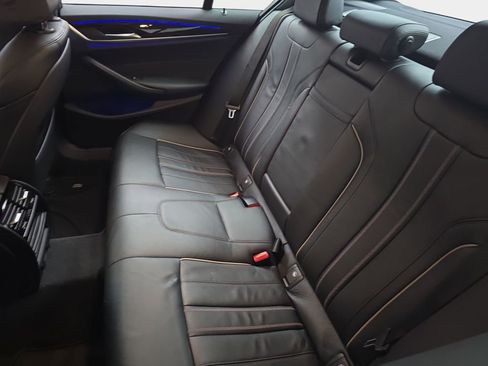 Used 2018 BMW 530e xDrive 530e xDrive iPerformance image 16