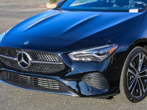 New 2025 Mercedes-Benz CLA 250 4MATIC image 7