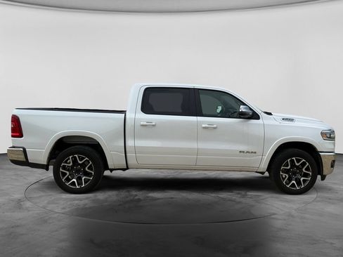 Used 2026 RAM 1500 Laramie AWD/4WD image 11