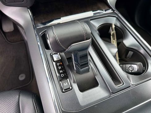 Used 2022 Ford F150 Lariat w/ Equipment Group 502A High image 36