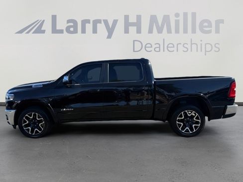 Used 2025 RAM 1500 Laramie AWD/4WD image 2