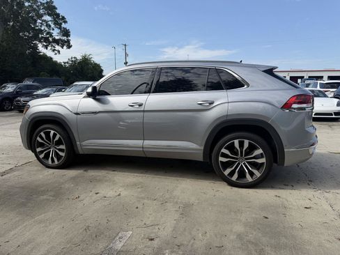 Used 2022 Volkswagen Atlas Cross Sport SEL Premium R-Line AWD/4WD image 16