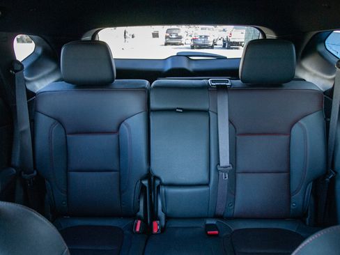 Used 2023 Chevrolet Blazer RS w/ Enhanced Convenience Package FWD image 24