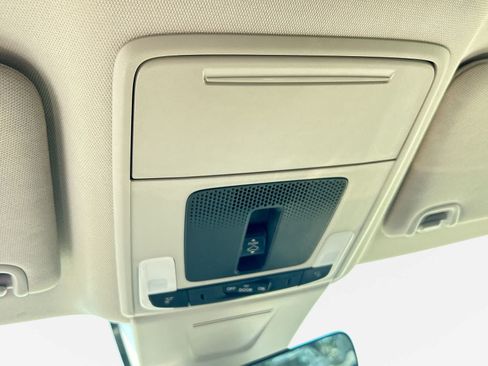 Used 2024 Honda Civic Touring image 17