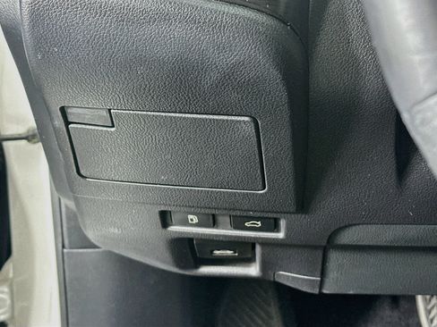 Used 2019 Lexus ES 350 w/ Premium Package FWD image 17