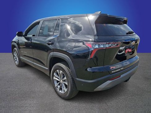 Used 2025 Chevrolet Equinox LT AWD/4WD image 6