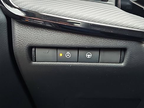 New 2026 Nissan Kicks SR w/ SR Premium Package image 17