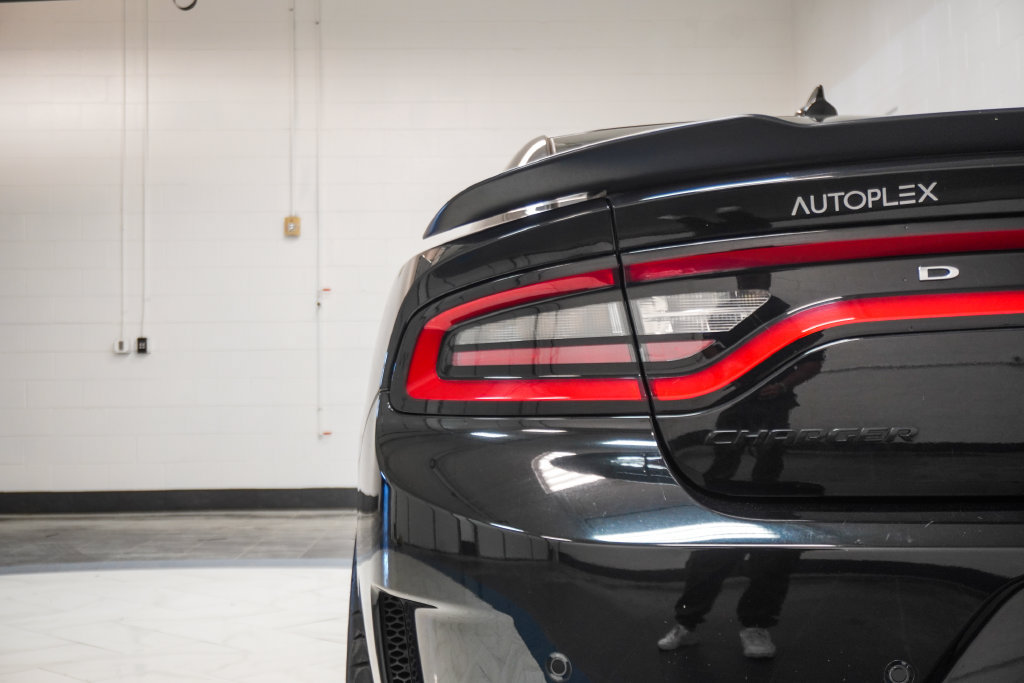 Used 2022 Dodge Charger Scat Pack w/ Driver Convenience Group RWD image 34
