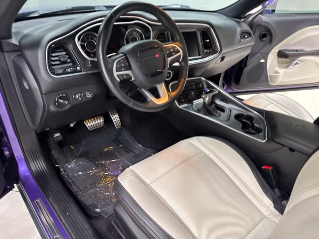 Used 2016 Dodge Challenger R/T Plus RWD image 12