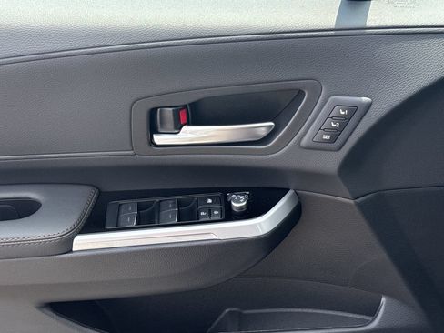 New 2026 Toyota Sienna Platinum AWD/4WD image 50