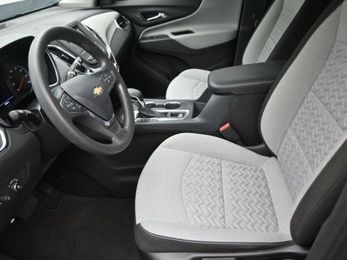 Used 2024 Chevrolet Equinox LS FWD image 12