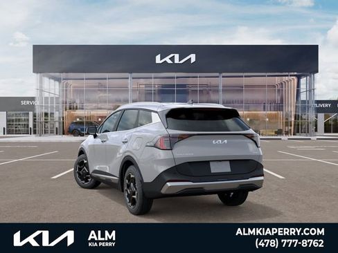 New 2026 Kia Sportage EX image 4