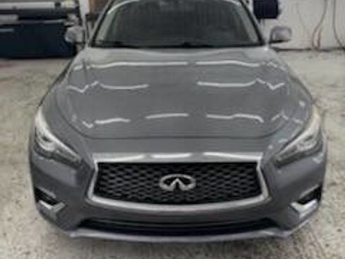 Used 2018 INFINITI Q50 Luxe w/ Essential Package (3.0T Luxe) image 6