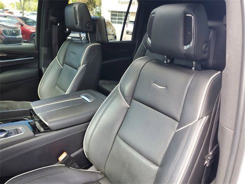 Used 2021 Cadillac Escalade ESV Sport image 19