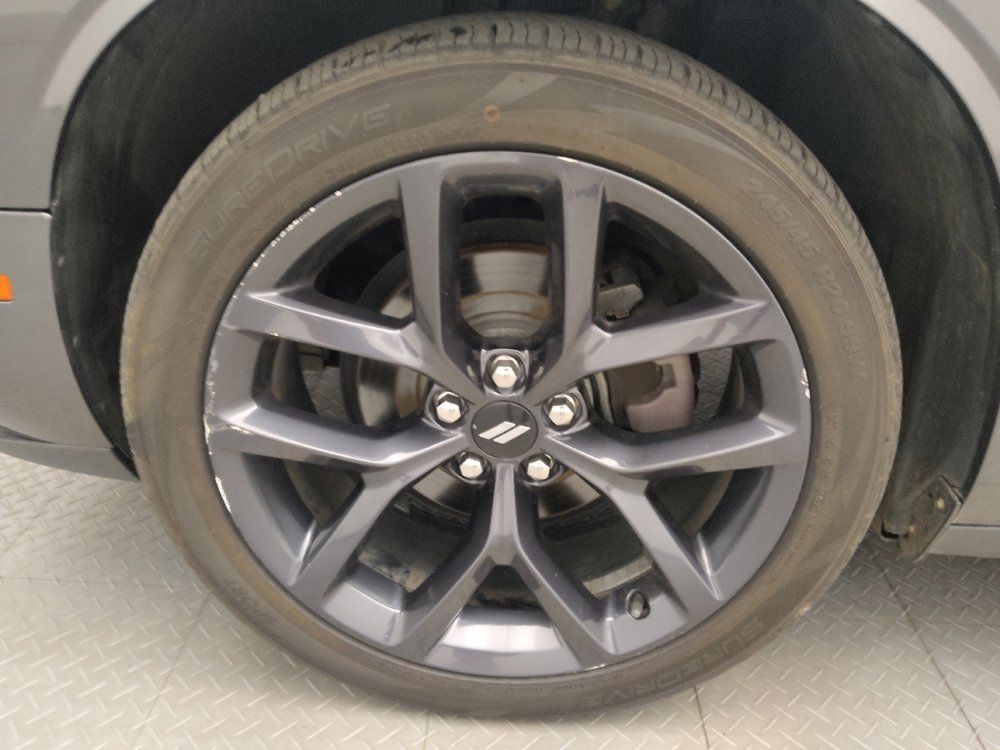 Used 2019 Dodge Challenger SXT w/ Blacktop Package RWD image 31