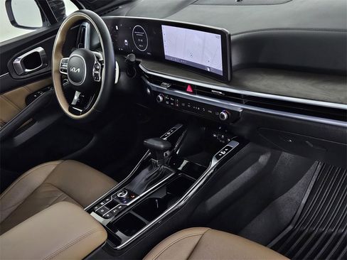 Used 2024 Kia Sorento SX Prestige w/ Olive Brown Leather Package image 35