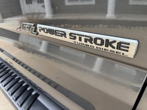 Used 2017 Ford F350 Lariat w/ Lariat Ultimate Package image 37