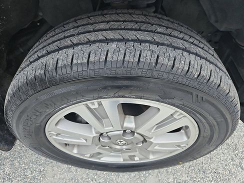 Used 2014 Toyota Tundra 1794 Edition image 4