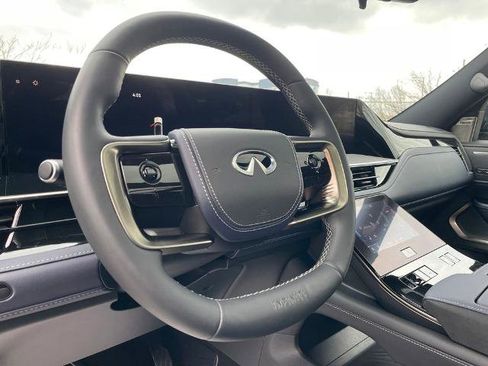 Certified 2026 INFINITI QX80 4WD w/ Sport Exterior Package image 18