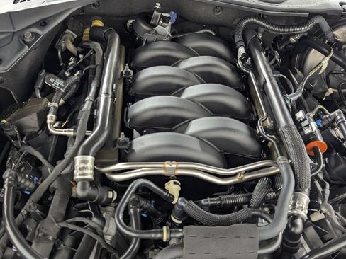 Used 2023 Ford Mustang GT RWD image 9