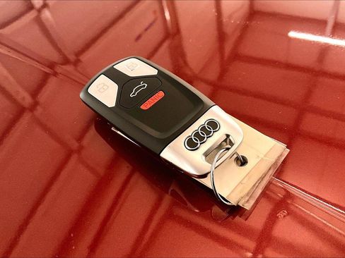 Used 2018 Audi A4 2.0T allroad Premium Plus image 9