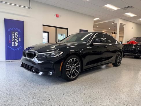 Used 2020 BMW 330i Sedan image 4
