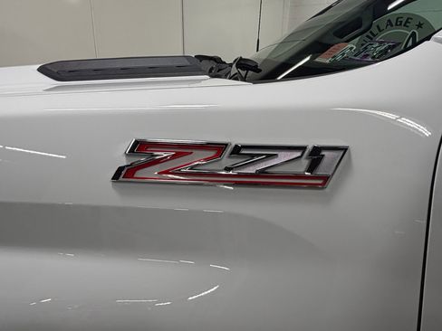 Used 2022 Chevrolet Silverado 2500 LT w/ Convenience Package image 13