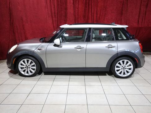 Used 2018 MINI Cooper S FWD image 4