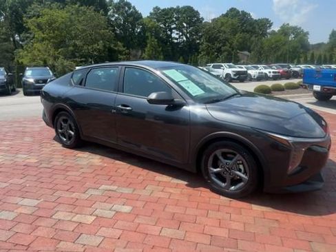 Used 2025 Kia K4 FWD image 4