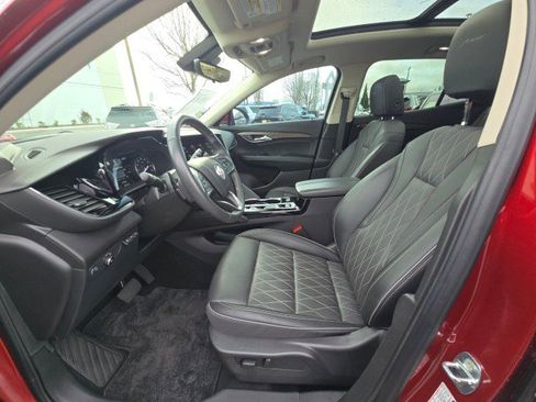 Used 2023 Buick Envision Avenir AWD/4WD image 25
