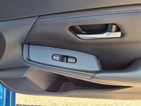 Certified 2025 Nissan Sentra SV FWD image 26