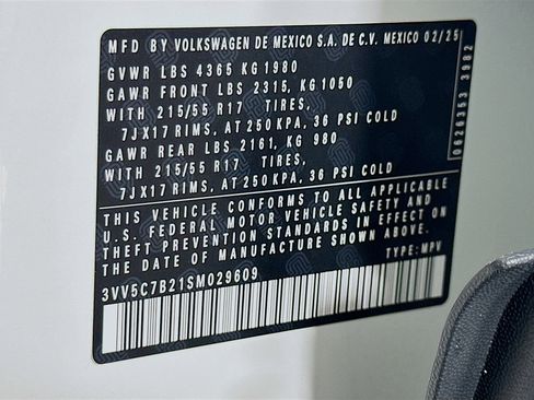 Used 2025 Volkswagen Taos S image 12