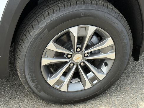 New 2026 Chevrolet Equinox LT AWD/4WD image 27