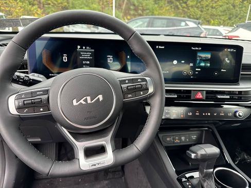 New 2026 Kia K5 GT-Line image 13