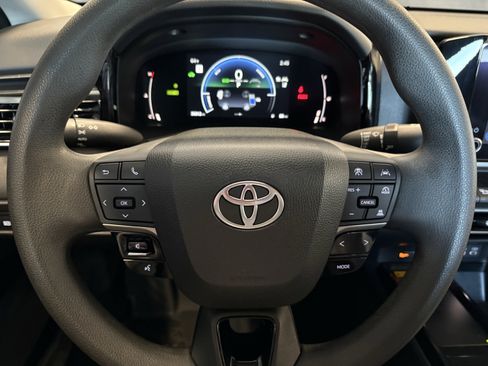 Certified 2025 Toyota Camry LE image 20